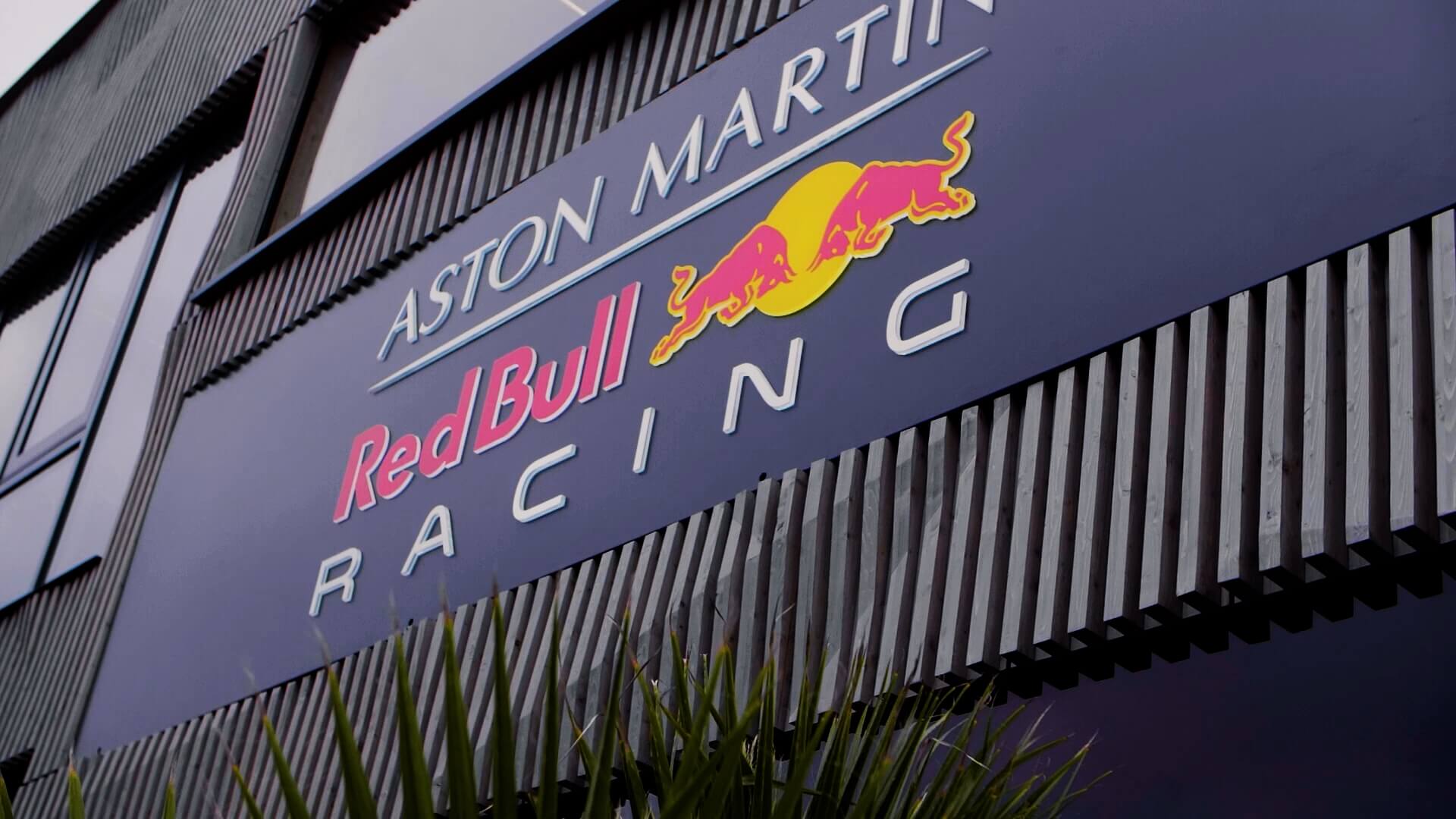 Screenshot aus Red Bull Holzhaus